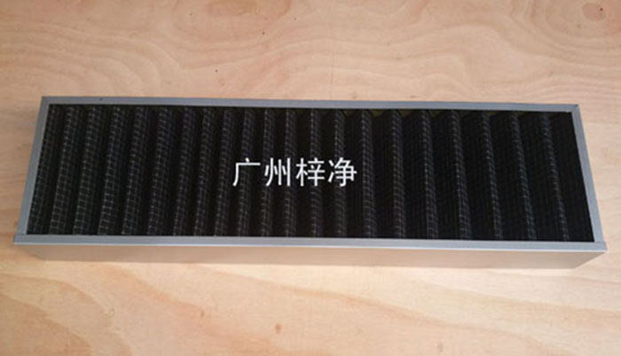 活性碳過(guò)濾器廣泛用于化學(xué)、制藥、食品、娛樂(lè)場(chǎng)所、需要凈化空氣的場(chǎng)所， 有害氣體如苯、甲醛、氨氣等的吸附脫除 溶劑的回收 ，采用活性炭氈比表面積大，吸附能力強(qiáng)，迅速處理各種有害氣體, 有效潔凈空氣對(duì)氣味的控制。