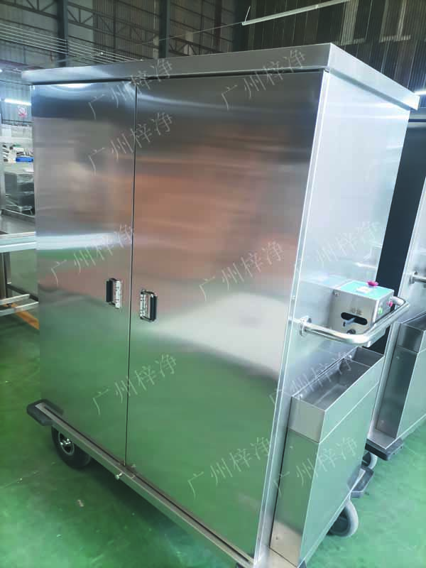 密閉式滅菌器械物品電動轉(zhuǎn)運車采用304拉絲不銹鋼板面板厚度：≥1.2mm,表面作拉絲亞光處理。